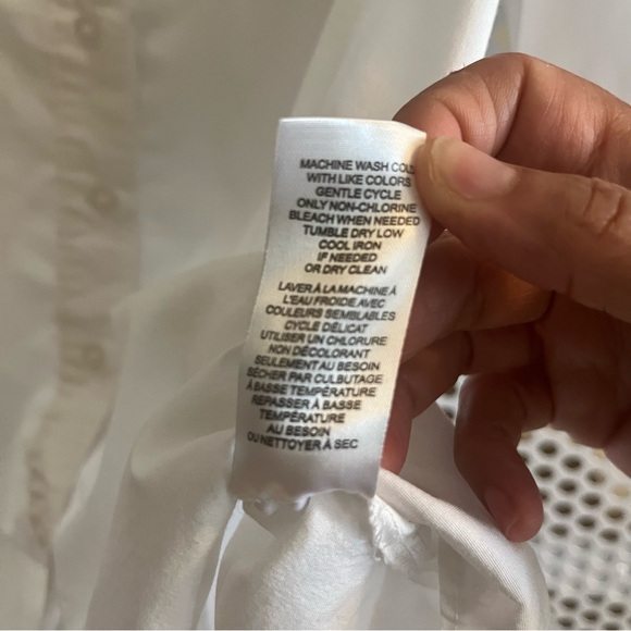 Tahari Puffed Sleeve Button Down Collared Shirt Size Medium White Cotton Blend - Picture 9 of 14